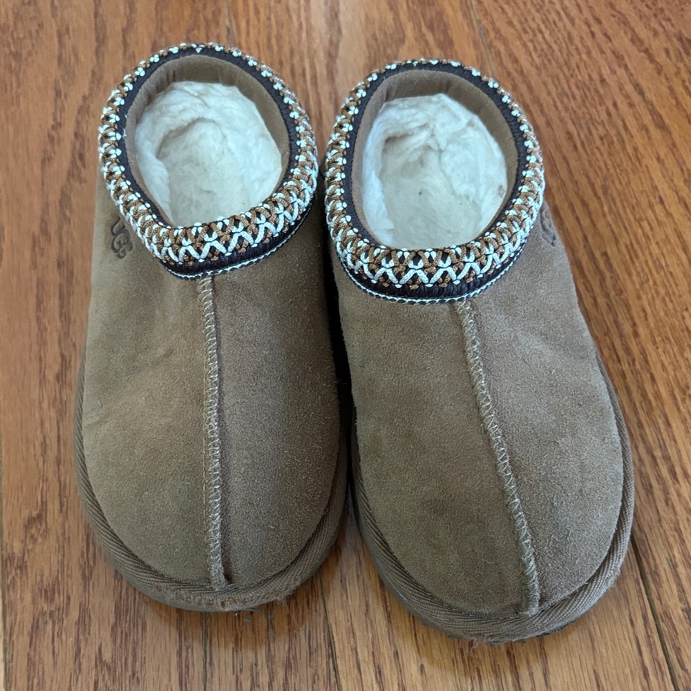UGG Tan Kids Slippers with Patterned Trim